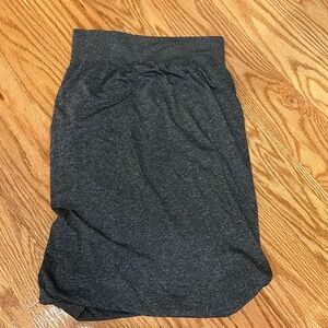 EUC lululemon heathered black skirt